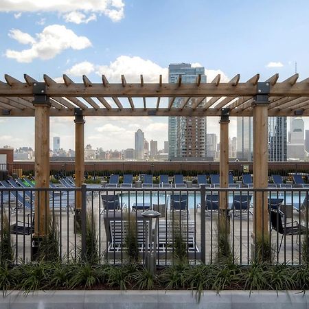 Global Luxury Suites At Newport Jersey City Esterno foto