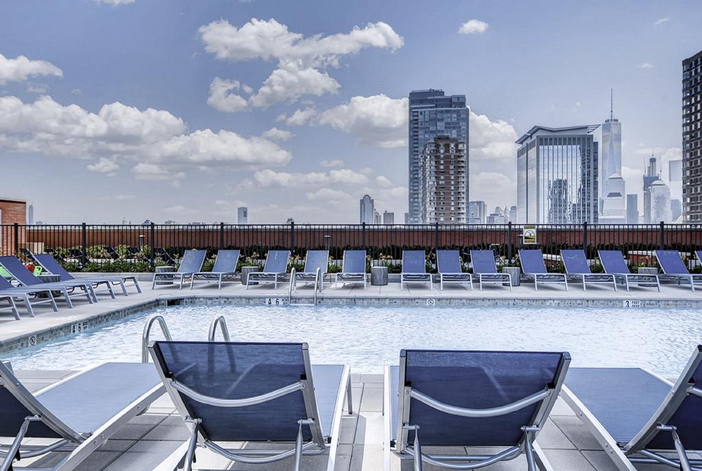 Global Luxury Suites At Newport Jersey City Esterno foto